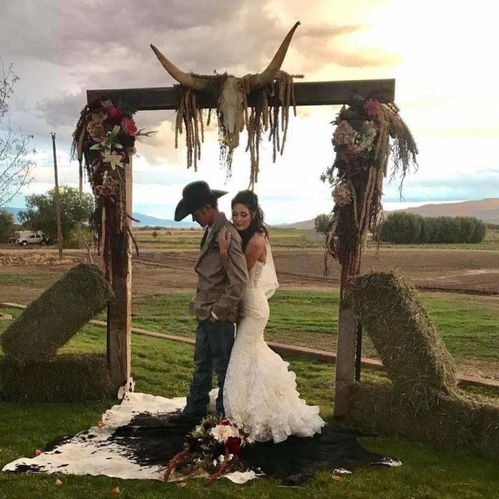 Boho western wedding dresses