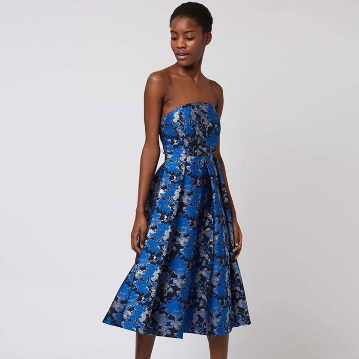 Dresses for a wedding guest in april