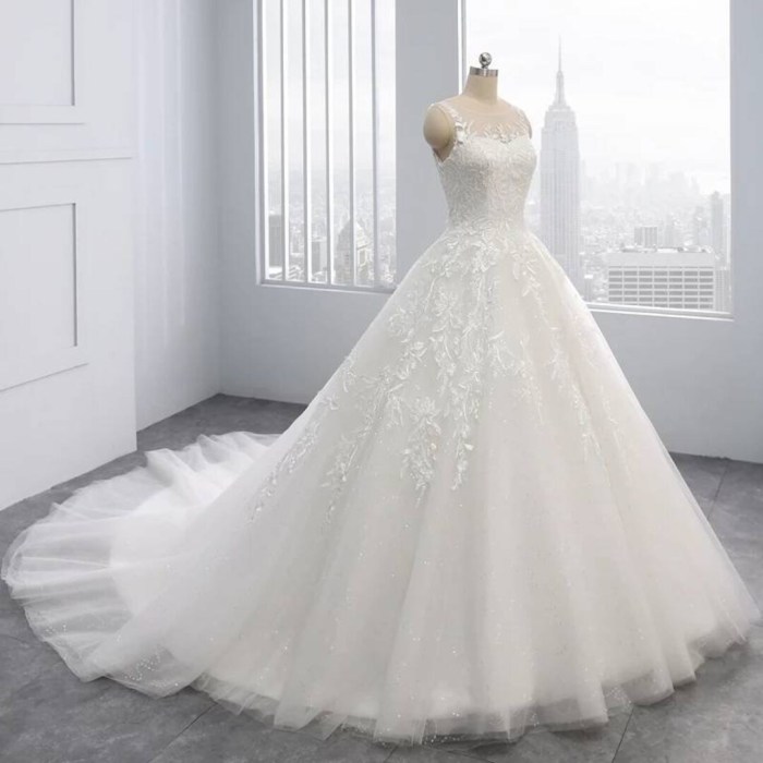 Wedding dress high neck lace